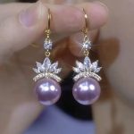 Elegant Purple Rhinestone Pearl Necklace for Women, Lightweight Luxury Fashion Accessory, Perfect for Sweaters, Also Available as Matching Earrings.